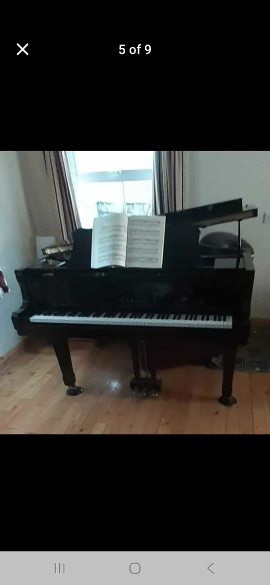 Baby Grand Piano - Image 1