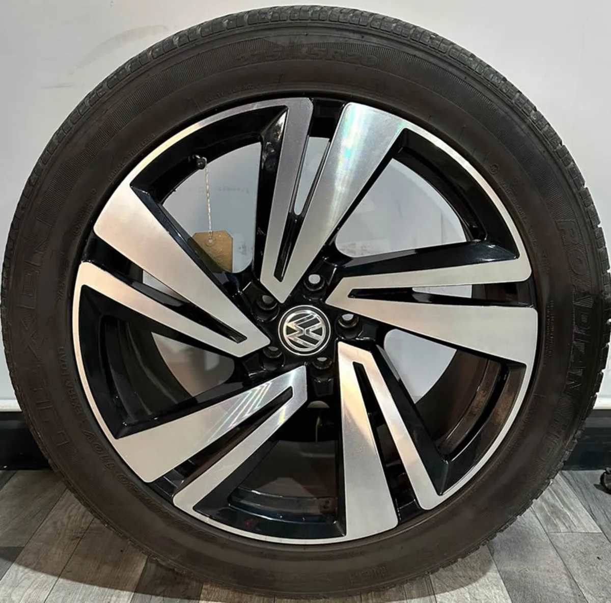 20" GENUINE OEM VW Touareg Nevada ALLOY WHEELS & T - Image 2