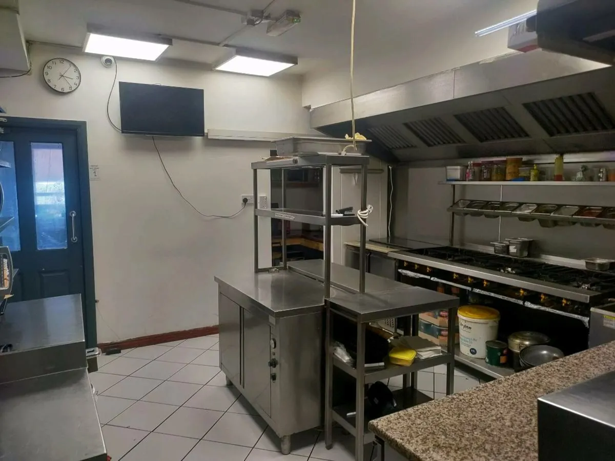 Restaurant sale - Image 4