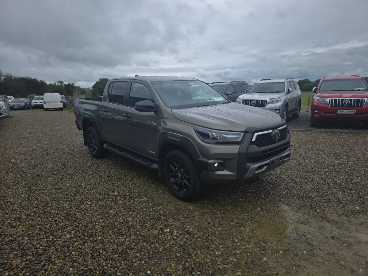 Toyota Hilux 2.8 D4D Invincible X 204Bhp - Image 1