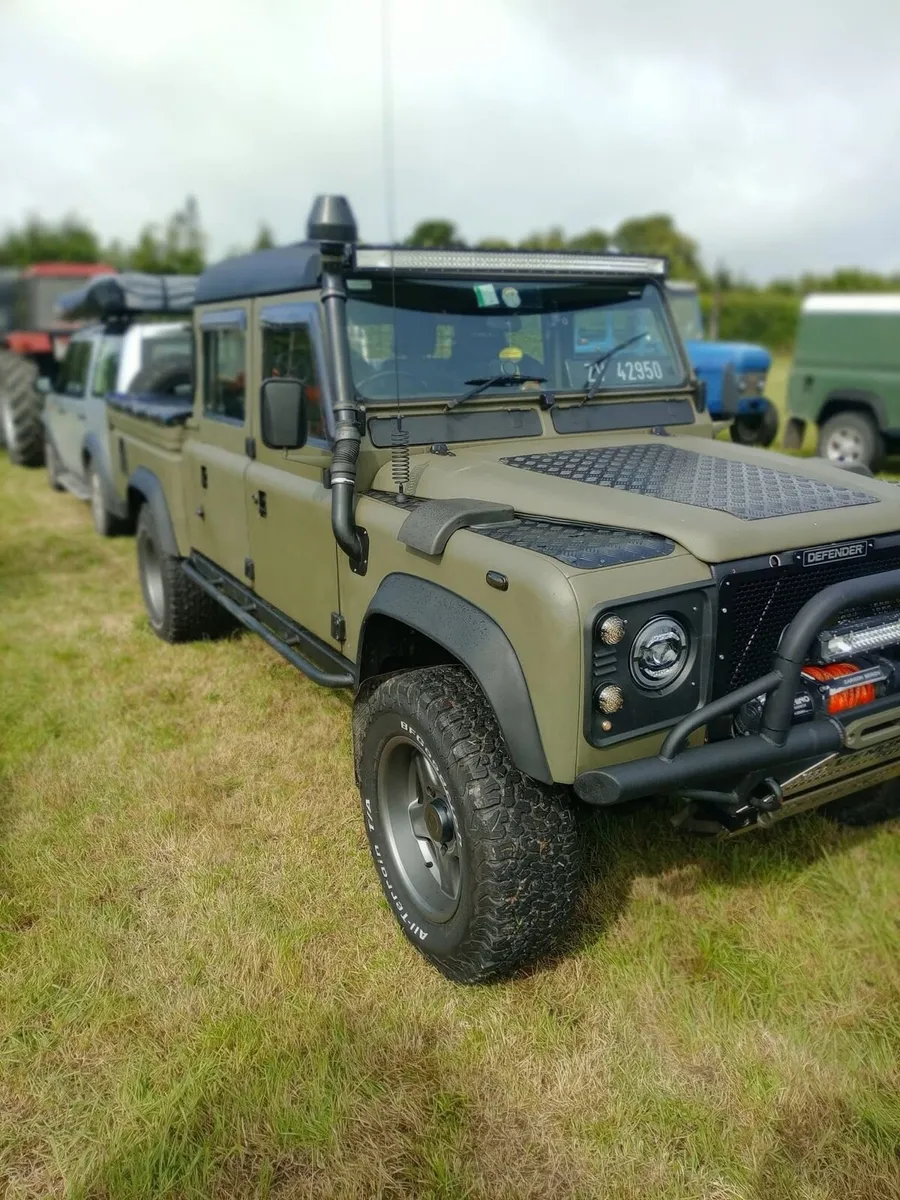 Restored 1985 Defender 130  double cab 300tdi - Image 3