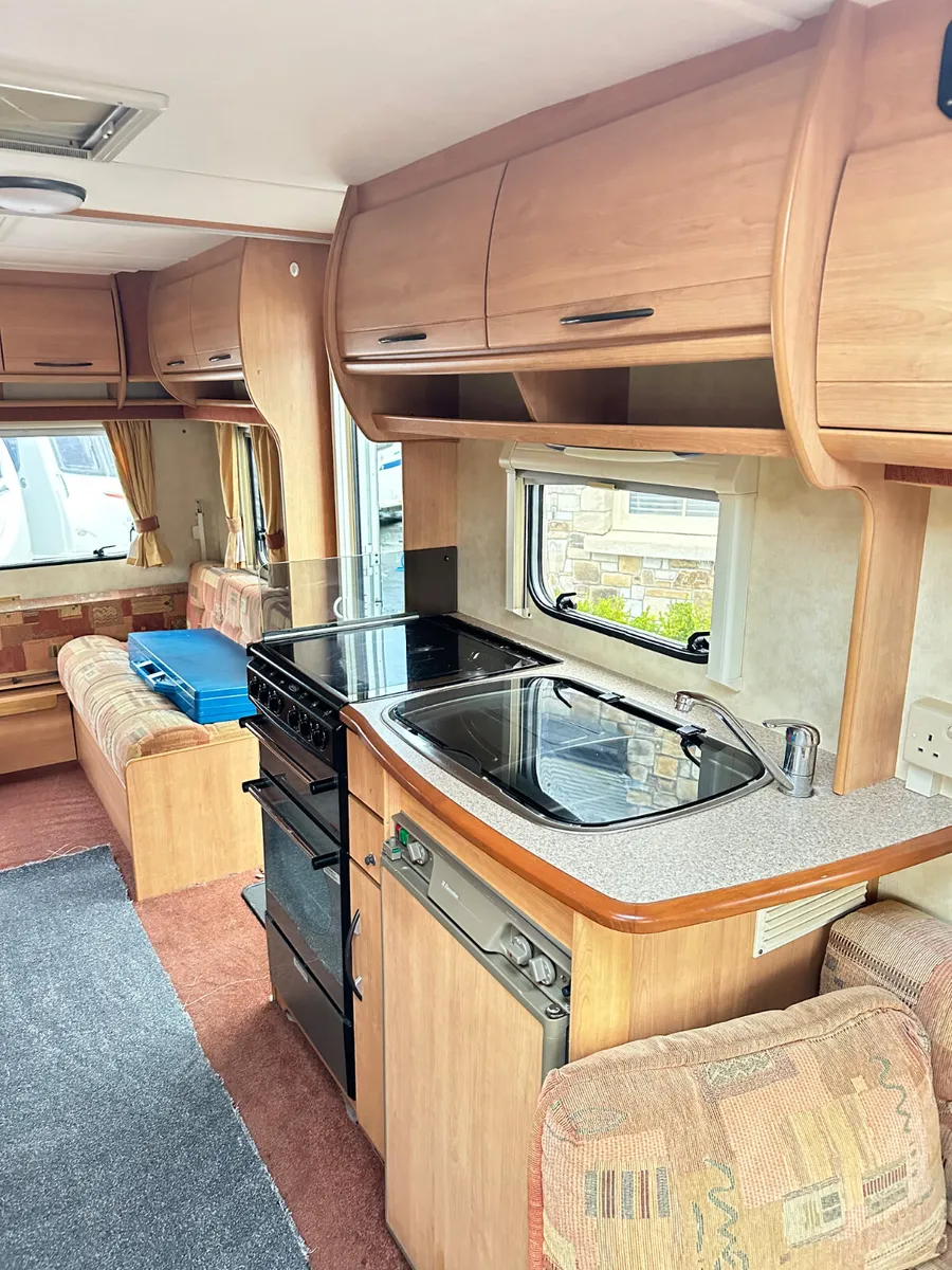 ✨STUNNING ACE JUBILEE 5 BERTH✨ - Image 4