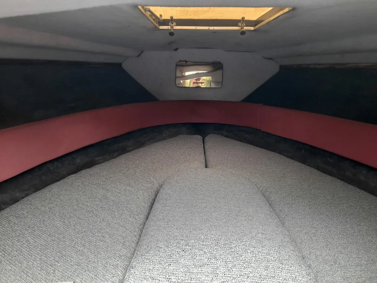 Chaparral 2350sx project boat - Image 1