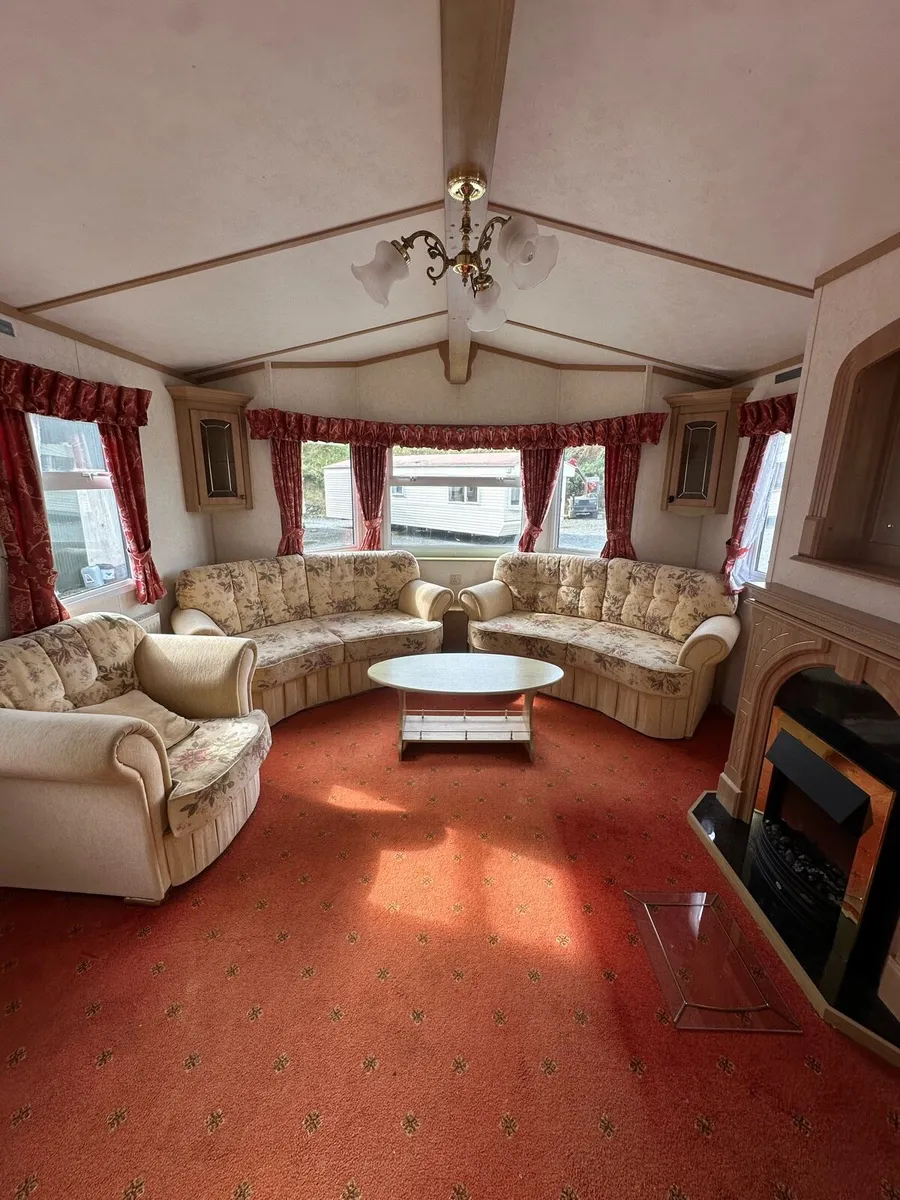 ABI Montrose 38 x 12 x 3 Bedroom 👌 - Image 2