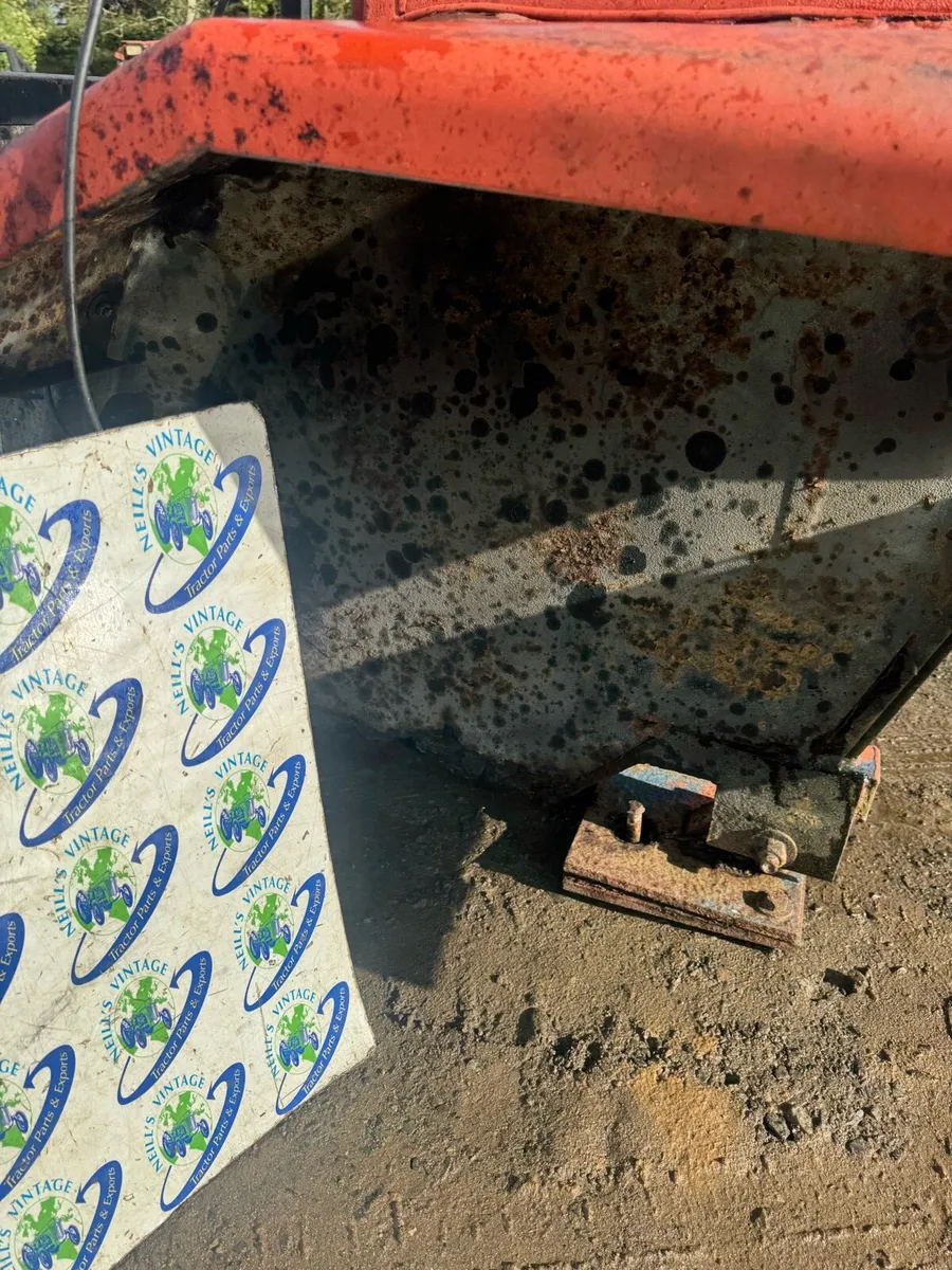 Ford 2610-3610 LP Cab Frame - Image 4