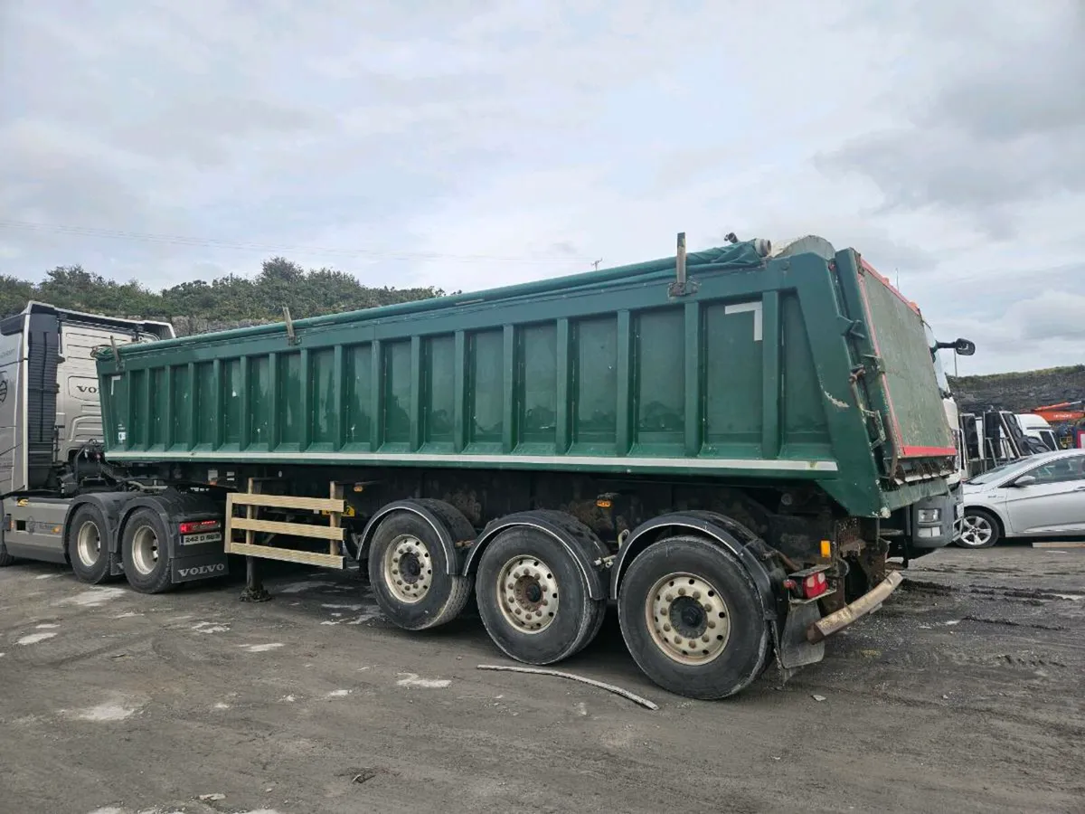 Tipping trailer 2014 - Image 1