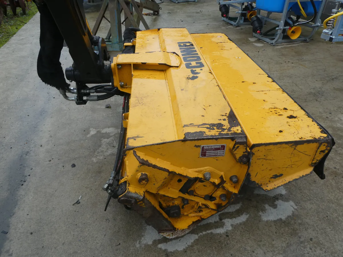 McConnel 1.6m 85HP Head Hyd roller - Image 3