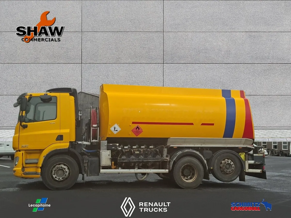 DAF oil Lorry - Image 2
