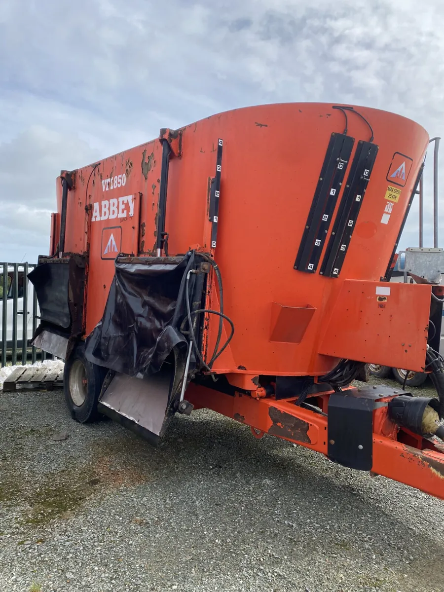 Diet feeder 2010 VF 1850 - Image 1