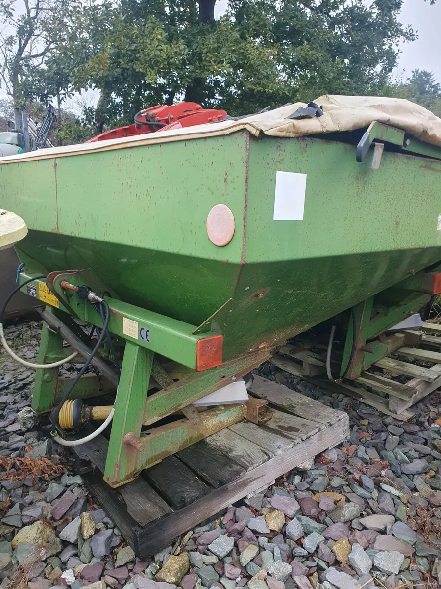 Amazone Fertiliser Spreaders - Image 1