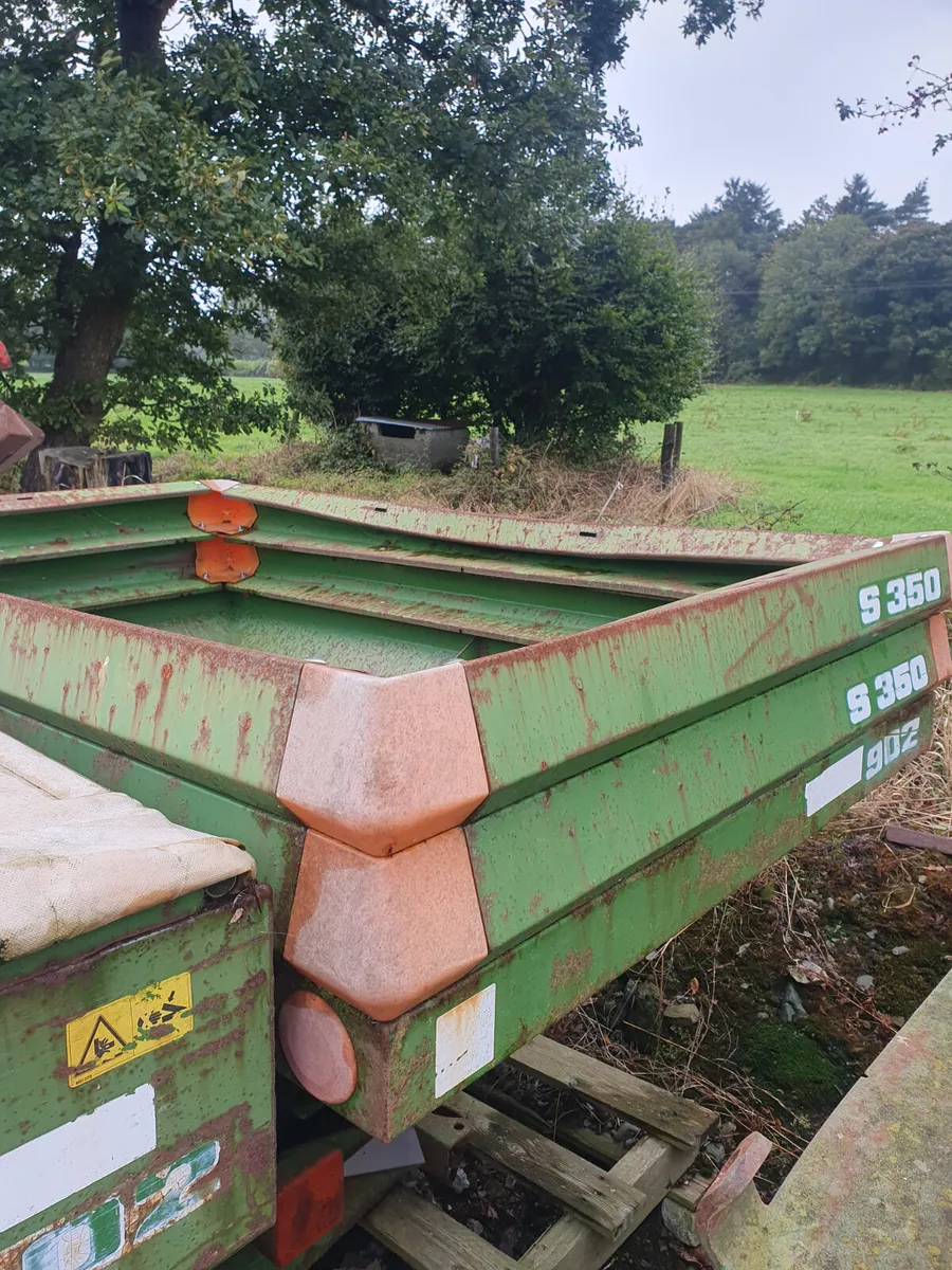 Amazone Fertiliser Spreaders - Image 2