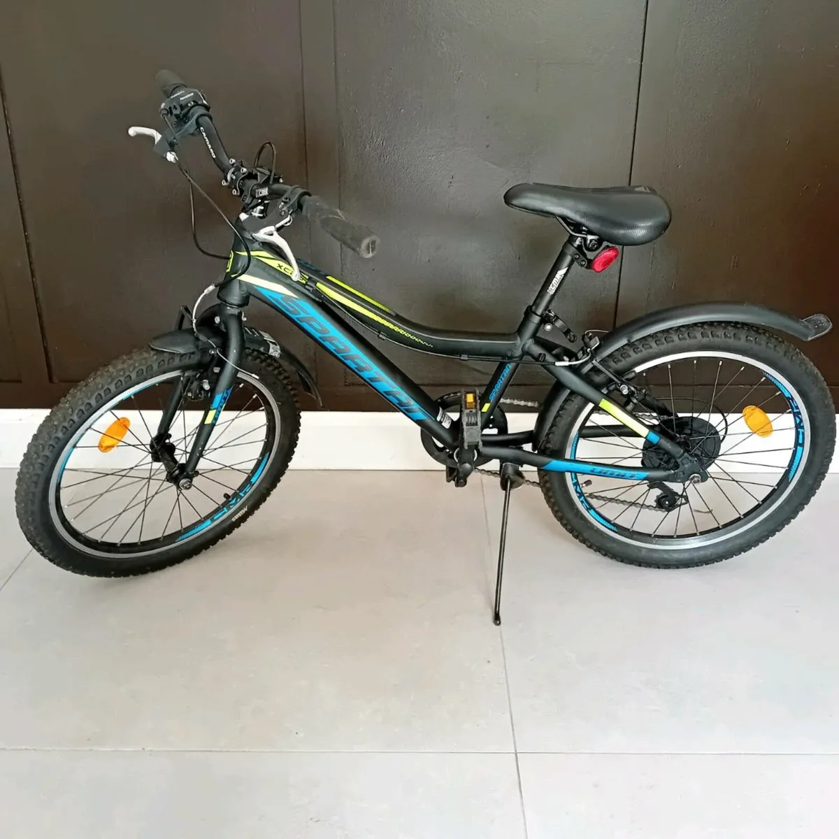 Childs Mountain Bike - Image 1