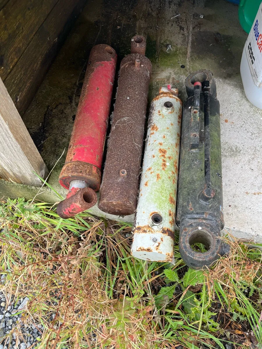 Selection Hydraulic rams