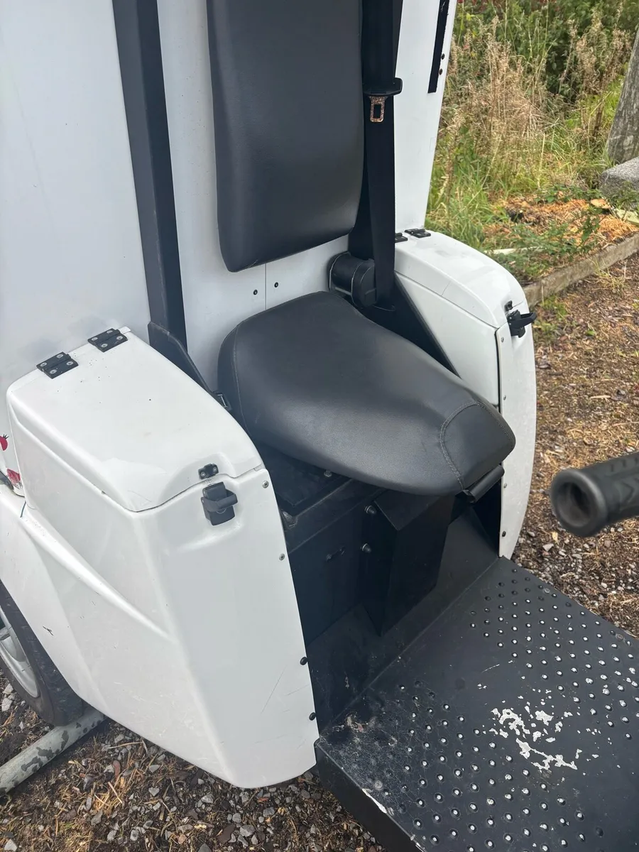 Paxster Electric Veichle - Image 3