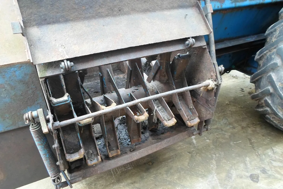 DUNG SPREADER - Image 2