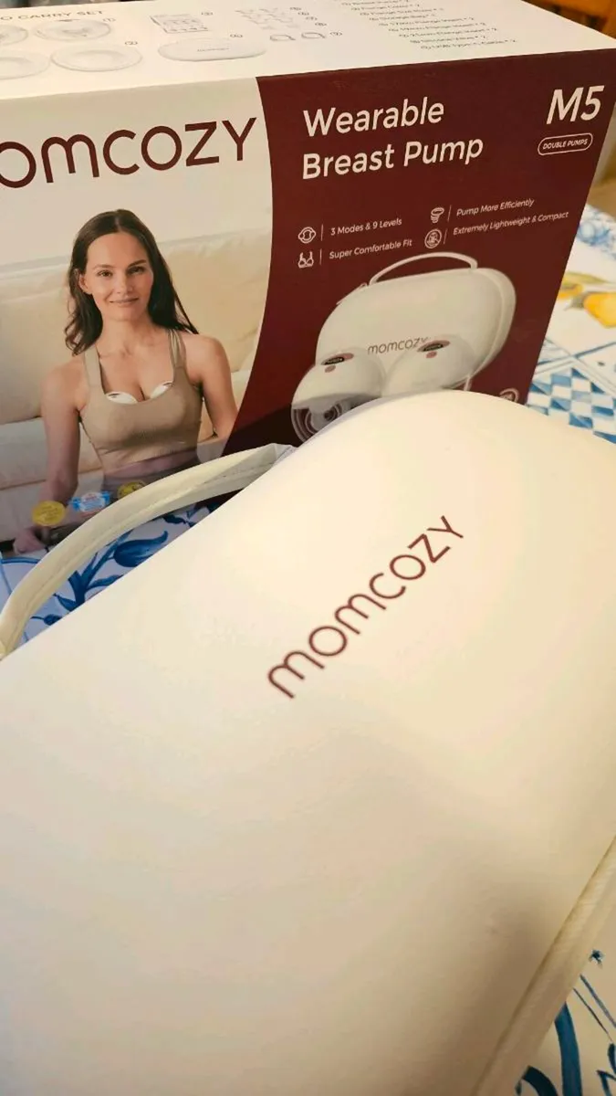 Momcozy Double M5 Wearable Electric Breast Pump - Image 1