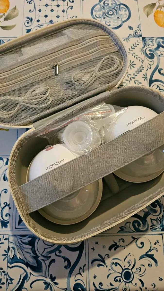 Momcozy Double M5 Wearable Electric Breast Pump - Image 3