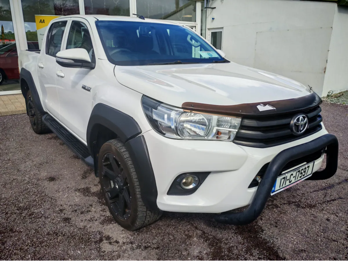 TOYOTA HILUX 2.4 D-4D ACTIVE D/C 4WD 1 148BHP DC 1 - Image 1