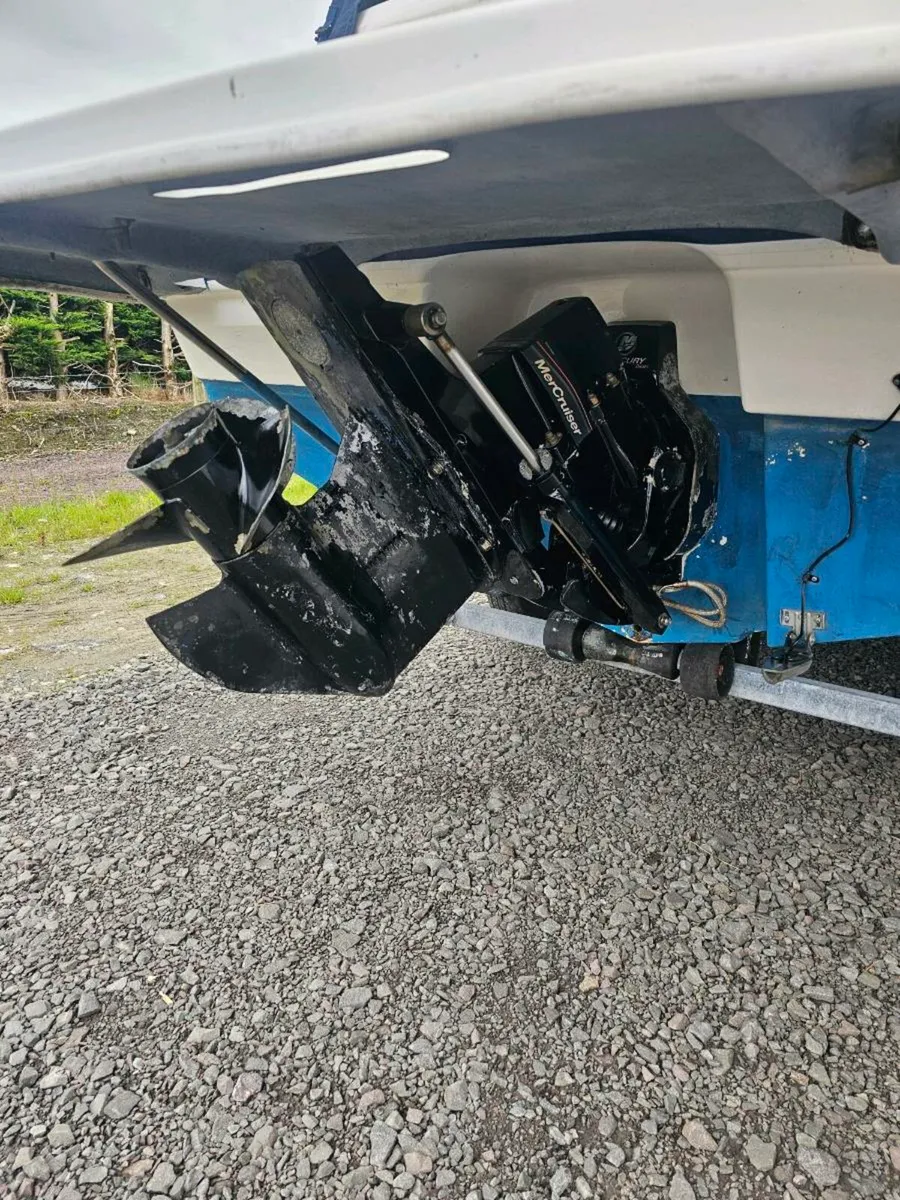 Bayliner 652 sports cuddy speedboat diesel Mercrui - Image 4