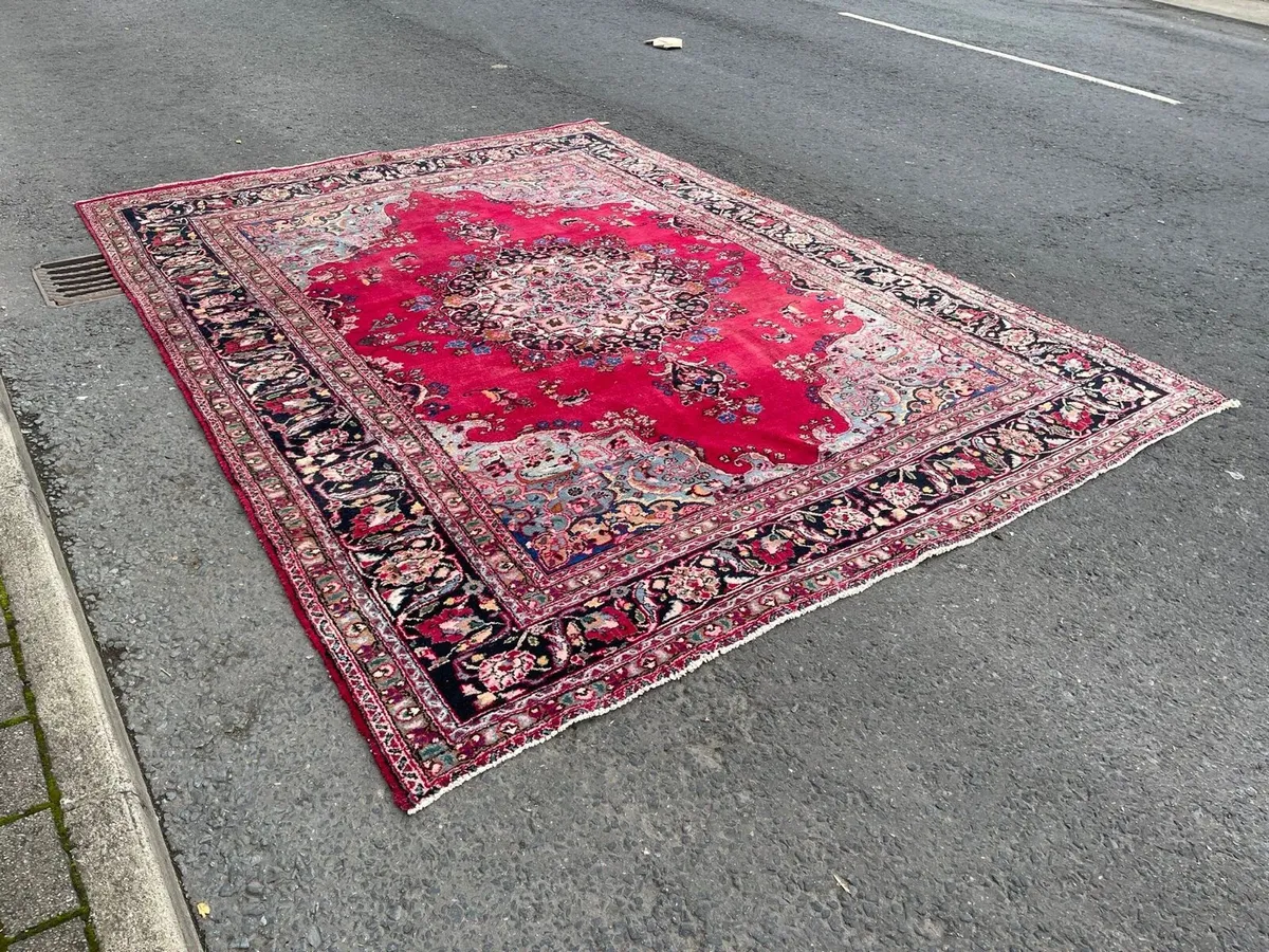 Large antique collectors rug - Image 4