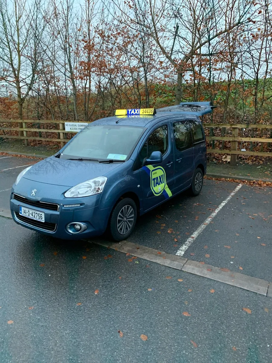 Taxi Rental - Image 1