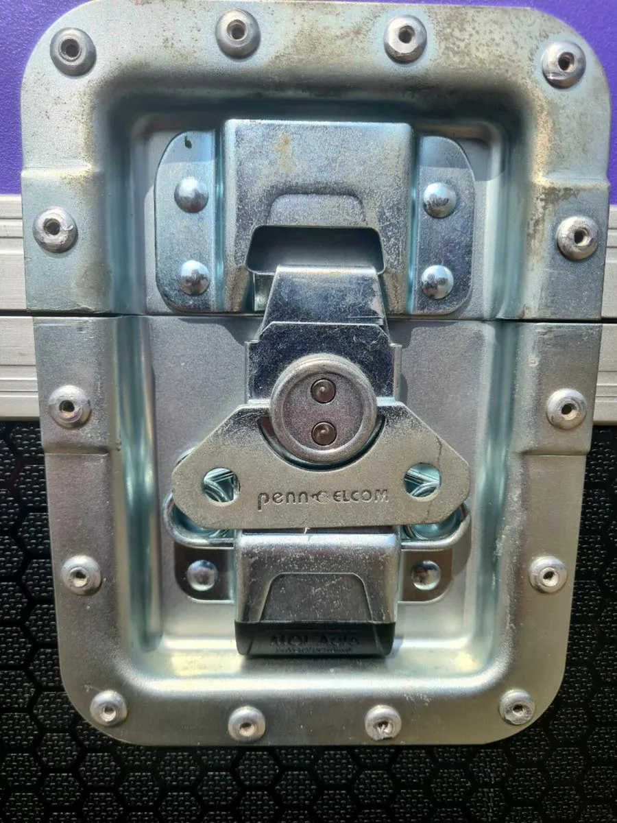 Heavy Duty Stackable Storage Boxes - Image 4