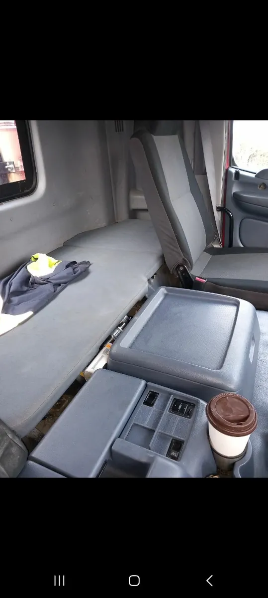 Hino Other 2011 - Image 4