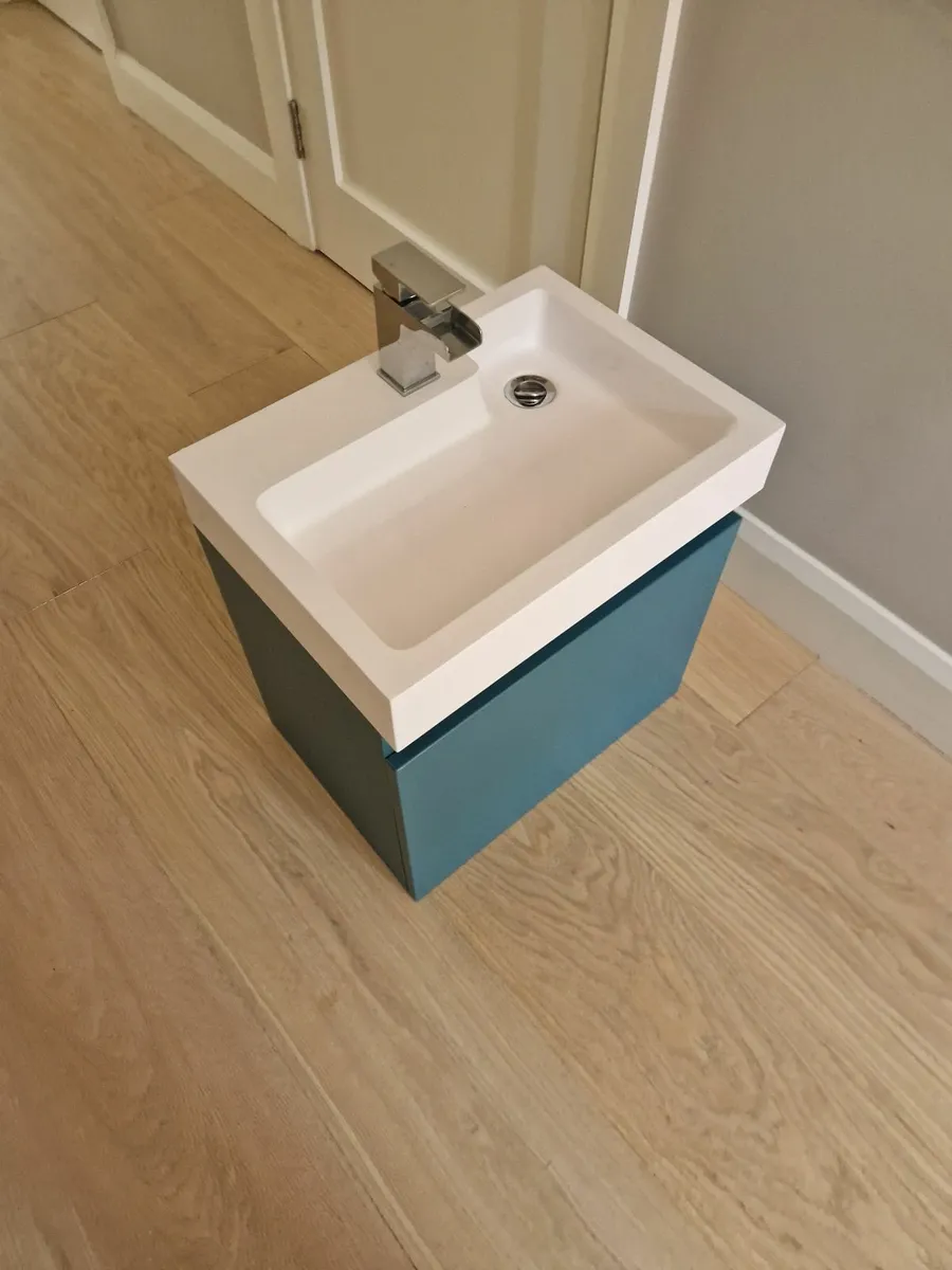 Vanity Unit - Image 1