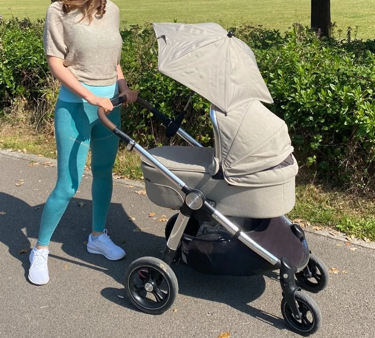 Ocarro pushchair / pram / stroller Bundle - Beige - Image 1