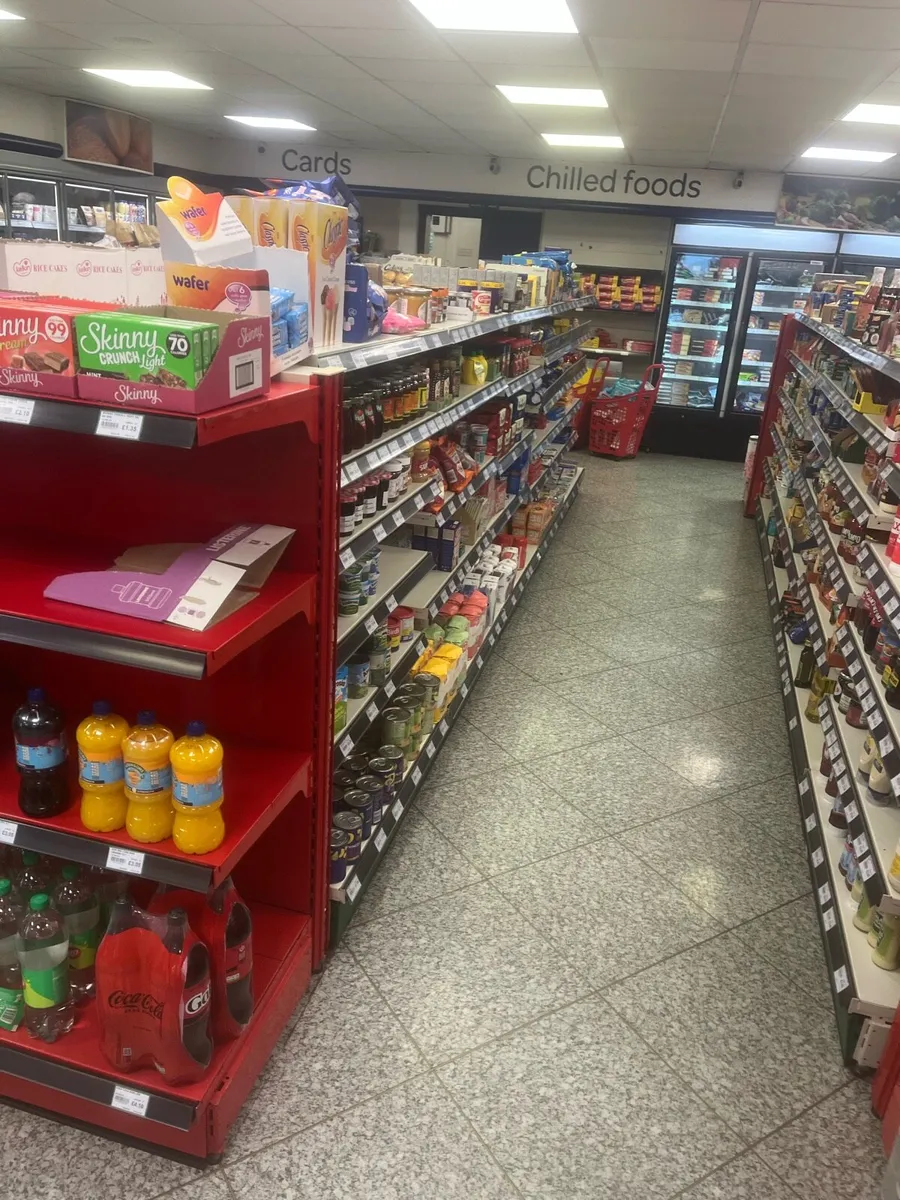 Shop shelves / shelving - Image 2