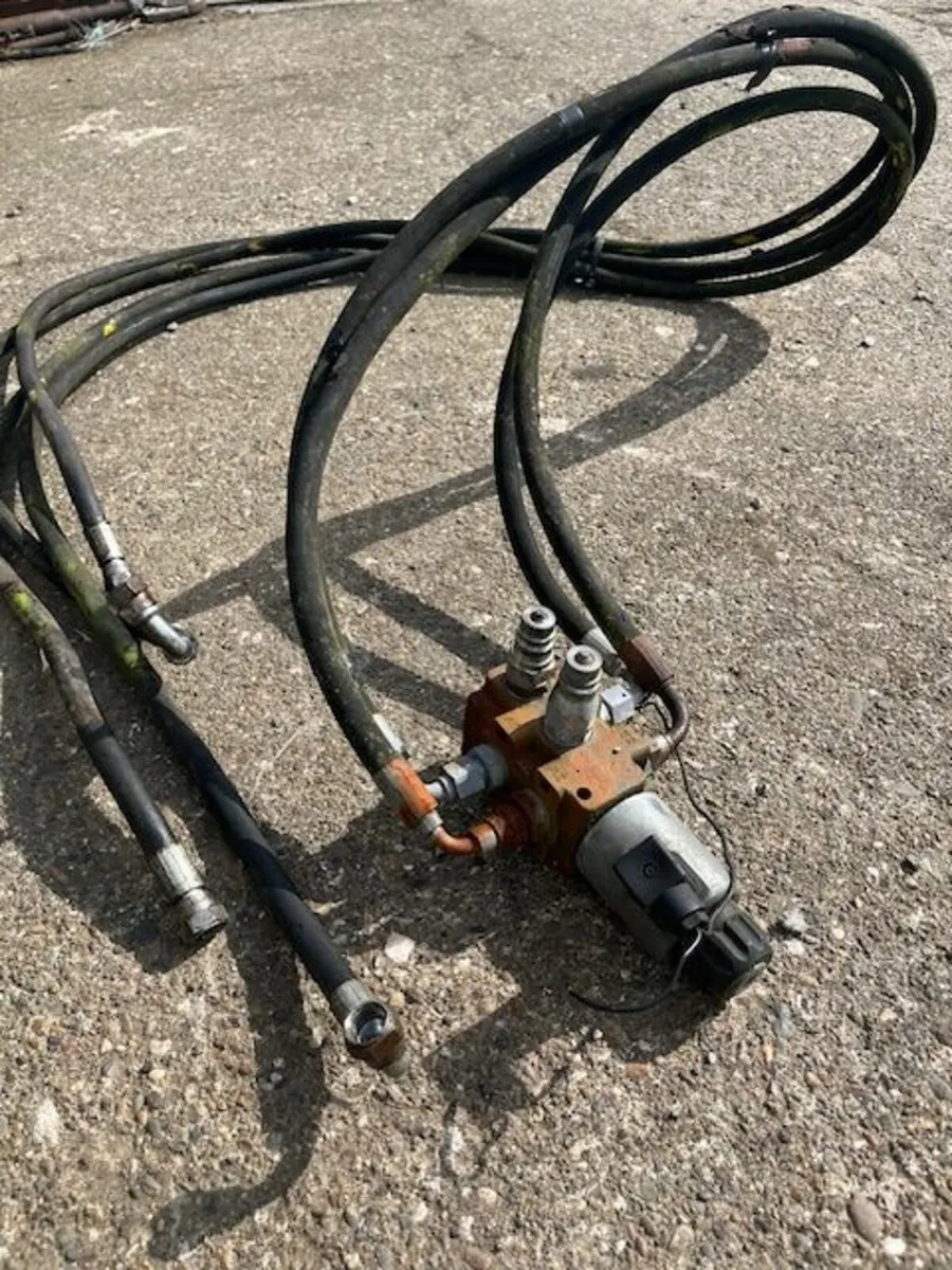 Extra Service suit Power Loader - Image 1