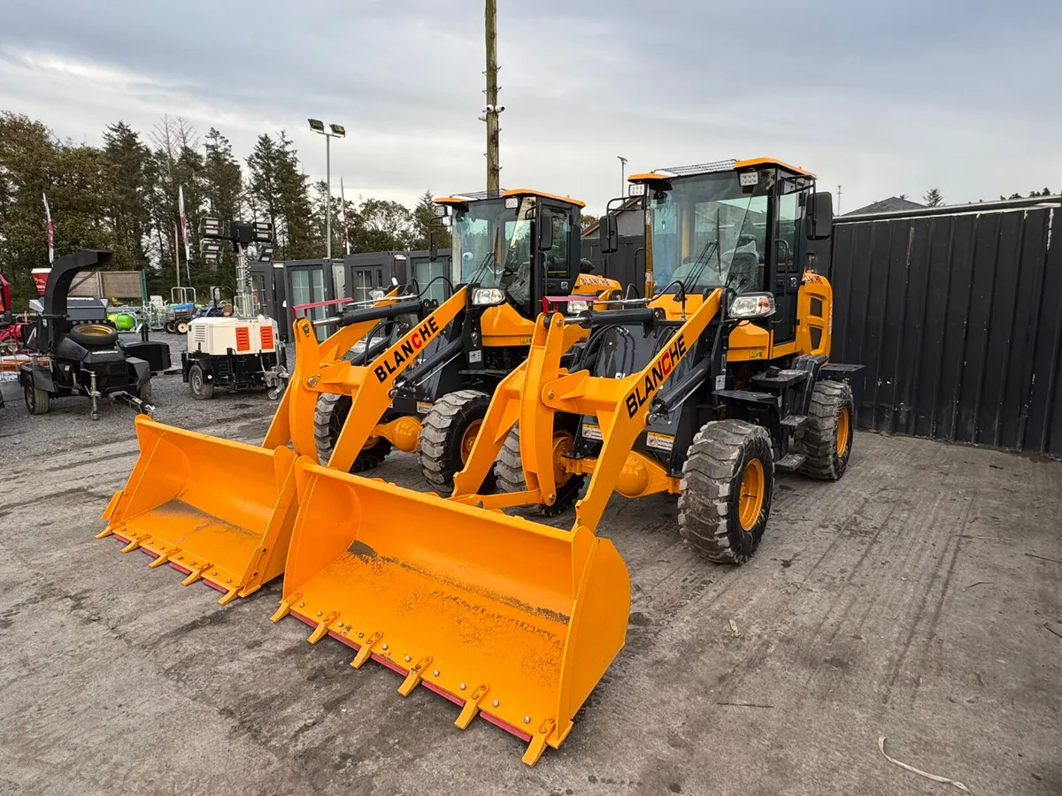 Blanche TW36 Wheeled Loader, Bucket - Image 1