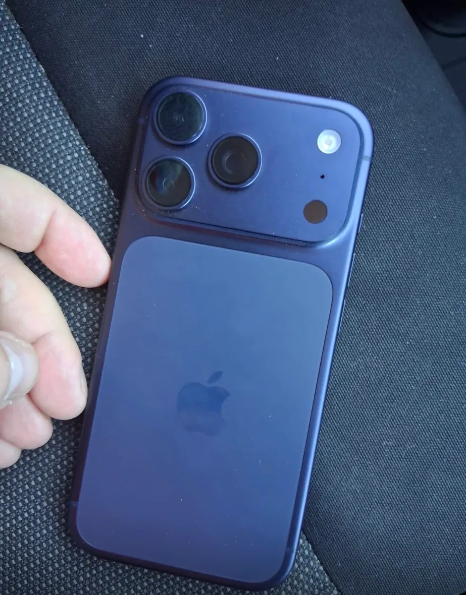 iPhone 17 PRO - Image 2