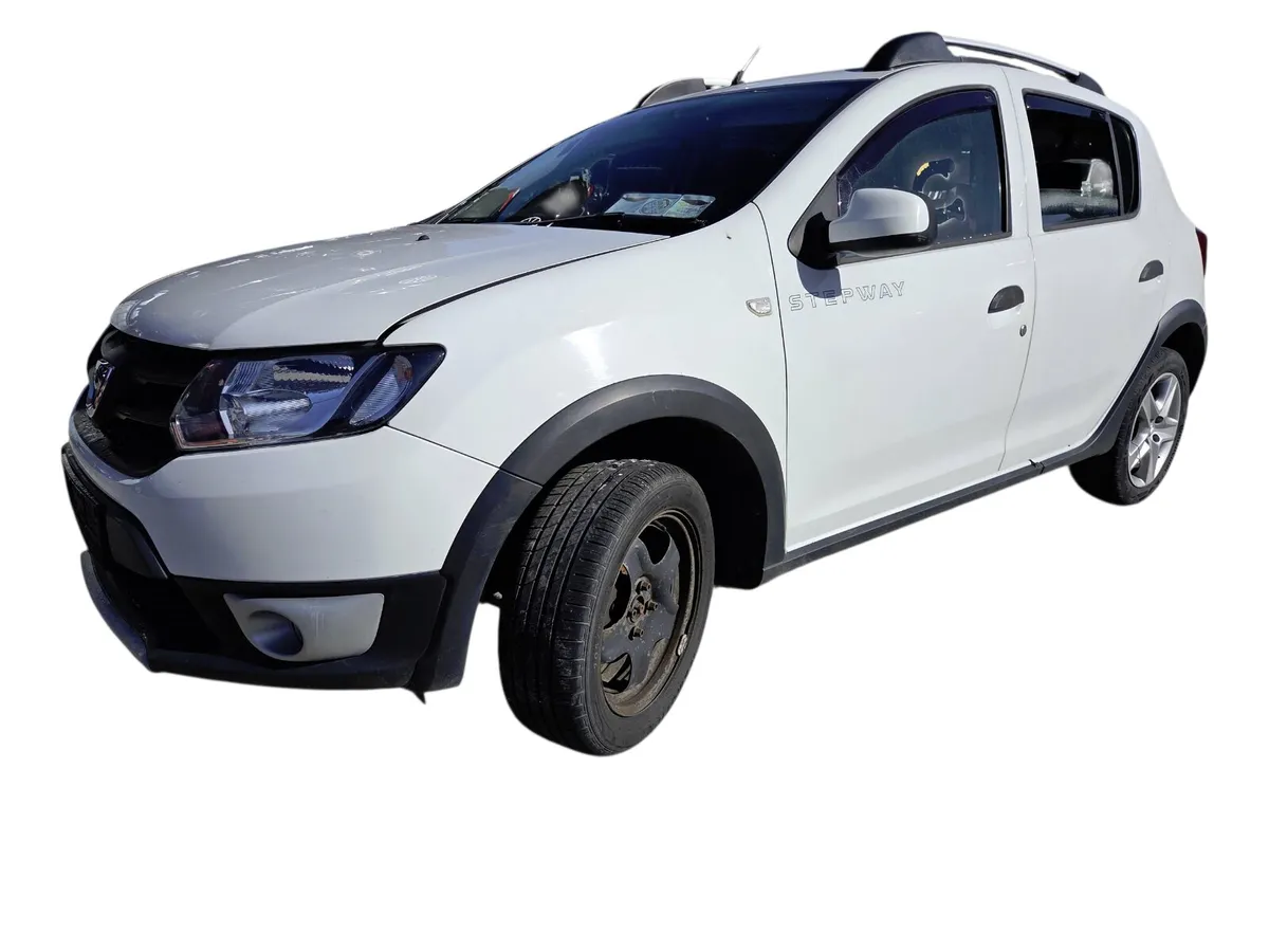 2017 DACIA SANDERO STEPWAY For Breaking/Dismantlin - Image 4
