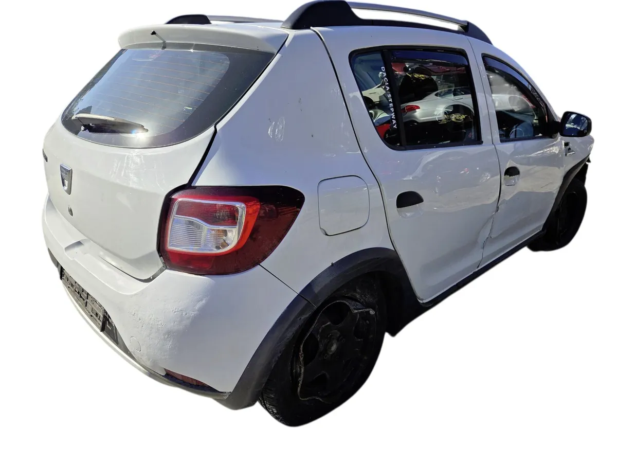 2017 DACIA SANDERO STEPWAY For Breaking/Dismantlin - Image 1