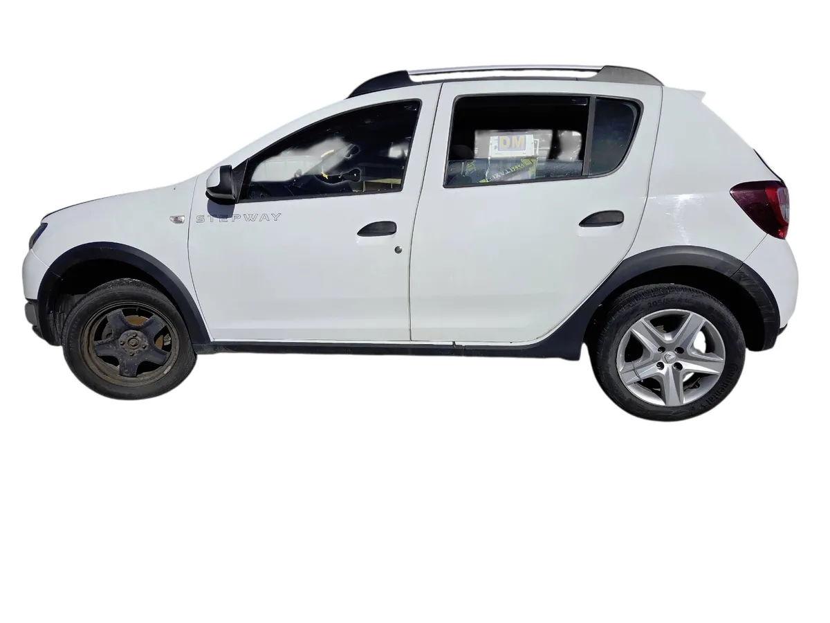 2017 DACIA SANDERO STEPWAY For Breaking/Dismantlin - Image 3