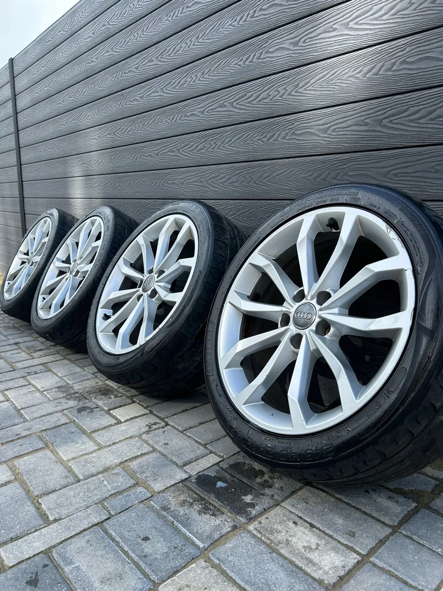 18” GENUINE AUDI A4 ALLOY WHEELS & TYRES - Image 1
