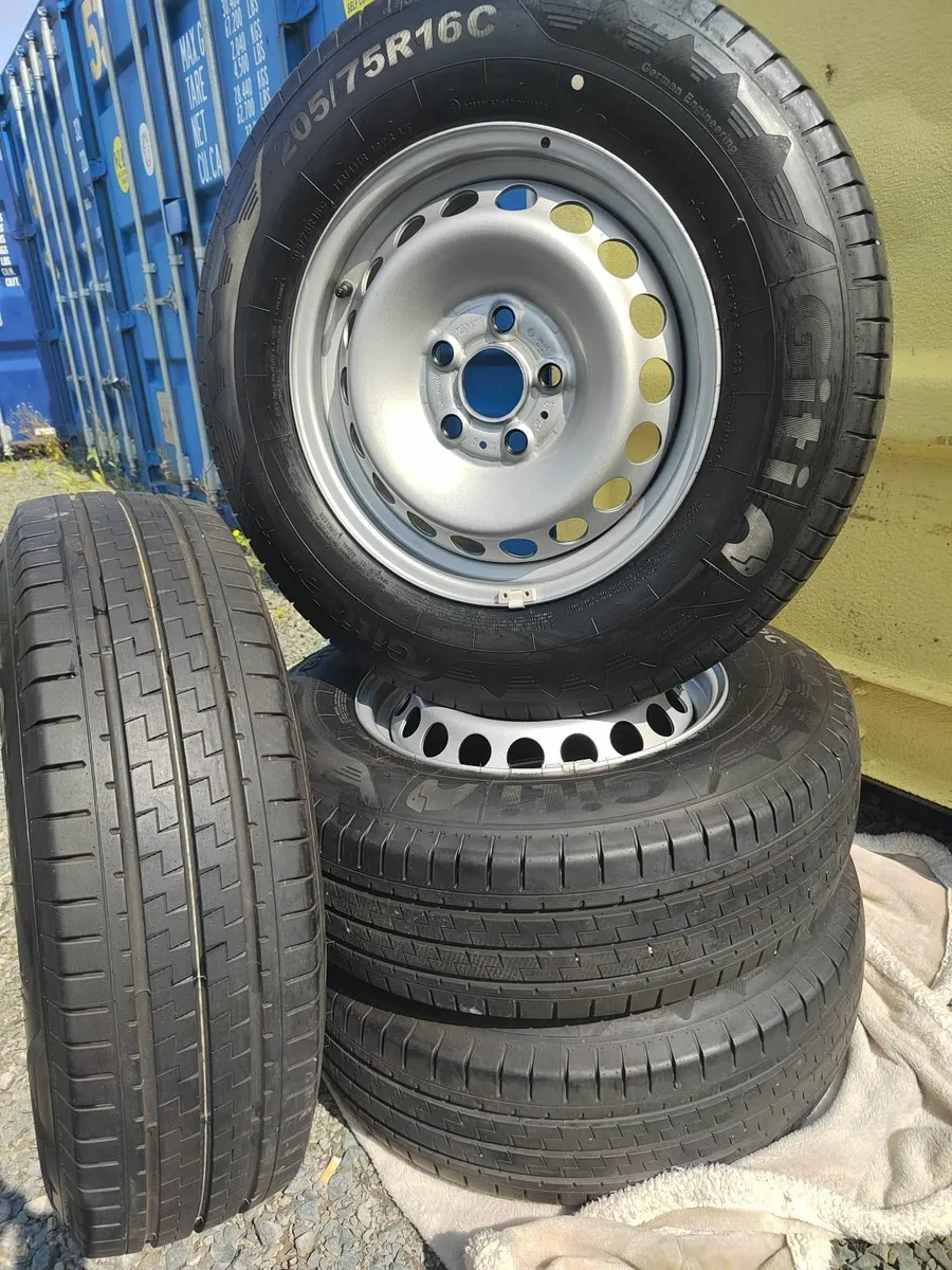 VW Crafter MAN 2015-2025 16” Steel Wheels - Image 1