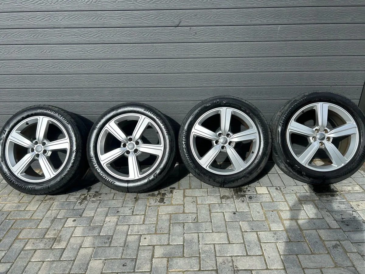 20” GENUINE AUDI Q7 ALLOY WHEELS & TYRES - Image 2
