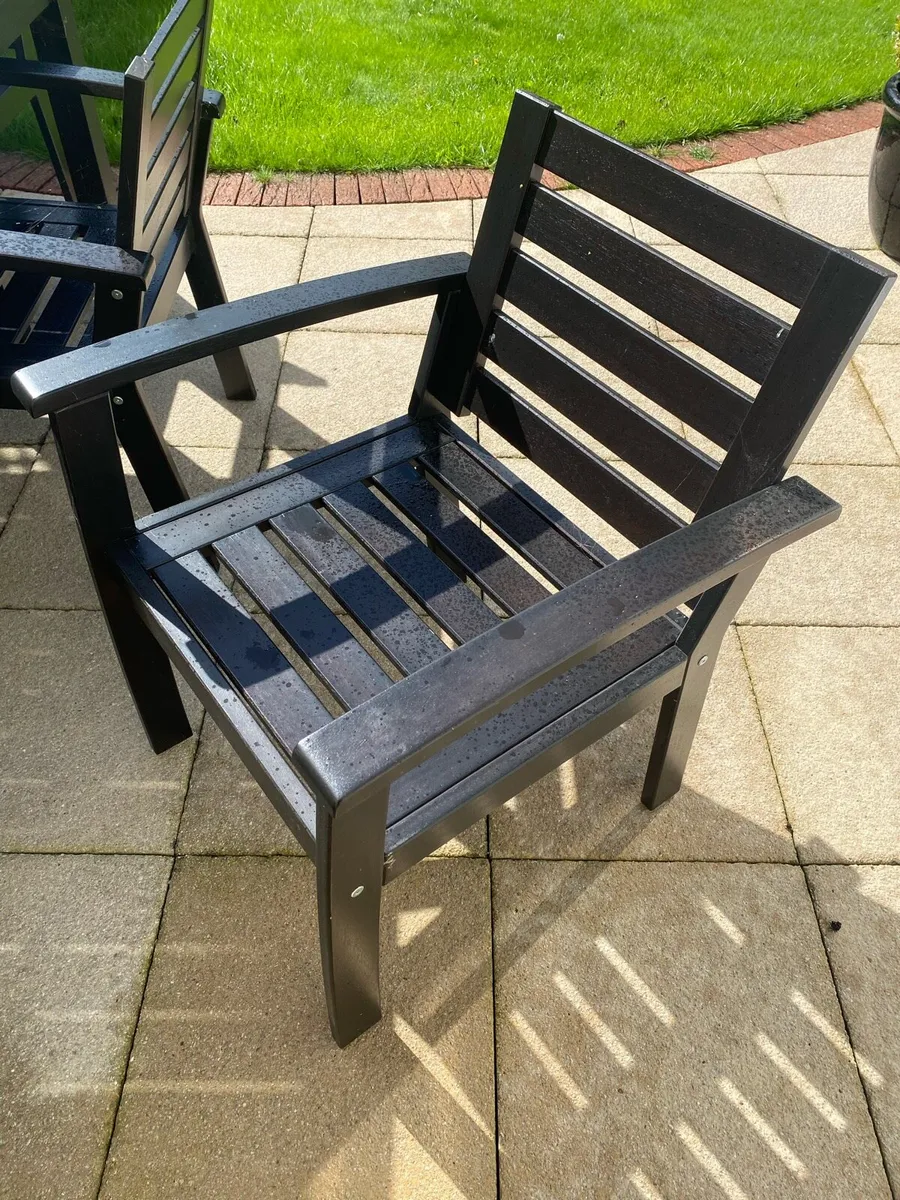 Garden table and 6 chairs - Image 2