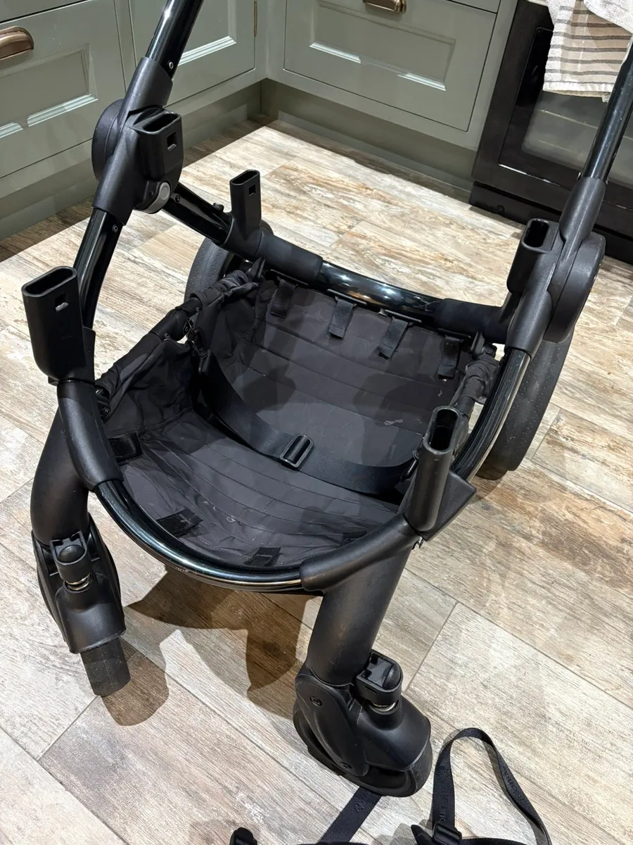 ICandy peach Cerium and Cybex carseat - Image 4