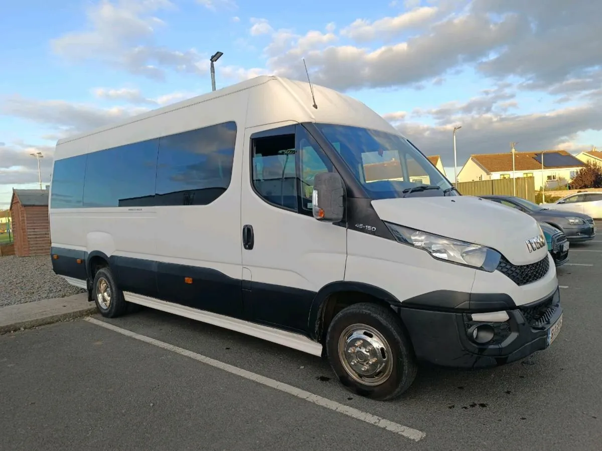 Iveco daily 151 16 seater with large boot Mileage - Image 1
