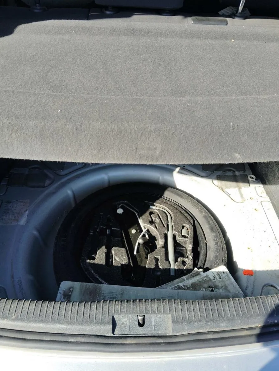 Breaking golf 2010 1.6tdi cay mk6 - Image 3