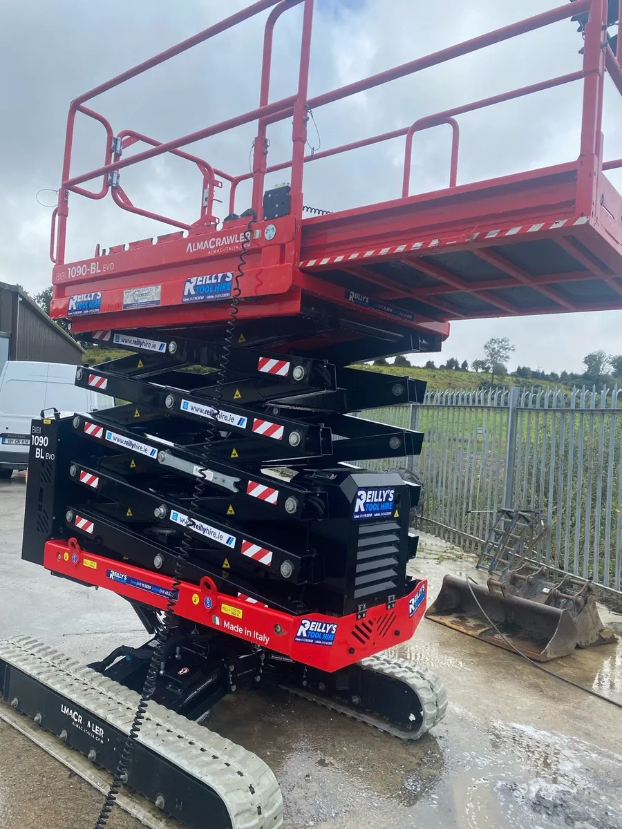 Alma crawler 1090 - Image 2