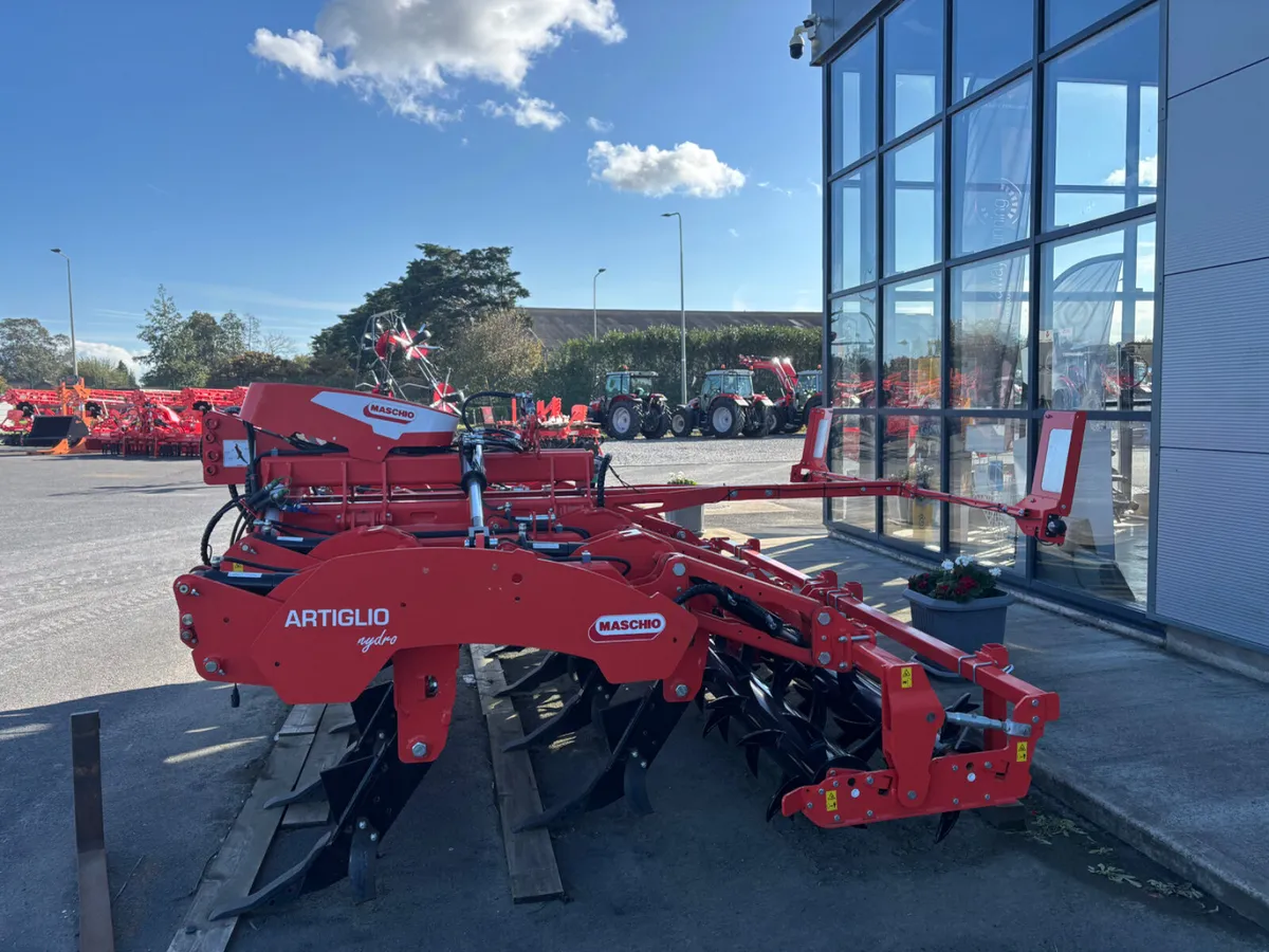 4mtr hydraulic folding Maschio Artigilo Subsoiler - Image 2