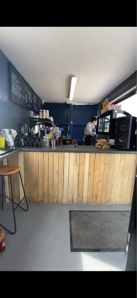 Container Coffee Shop - Image 3