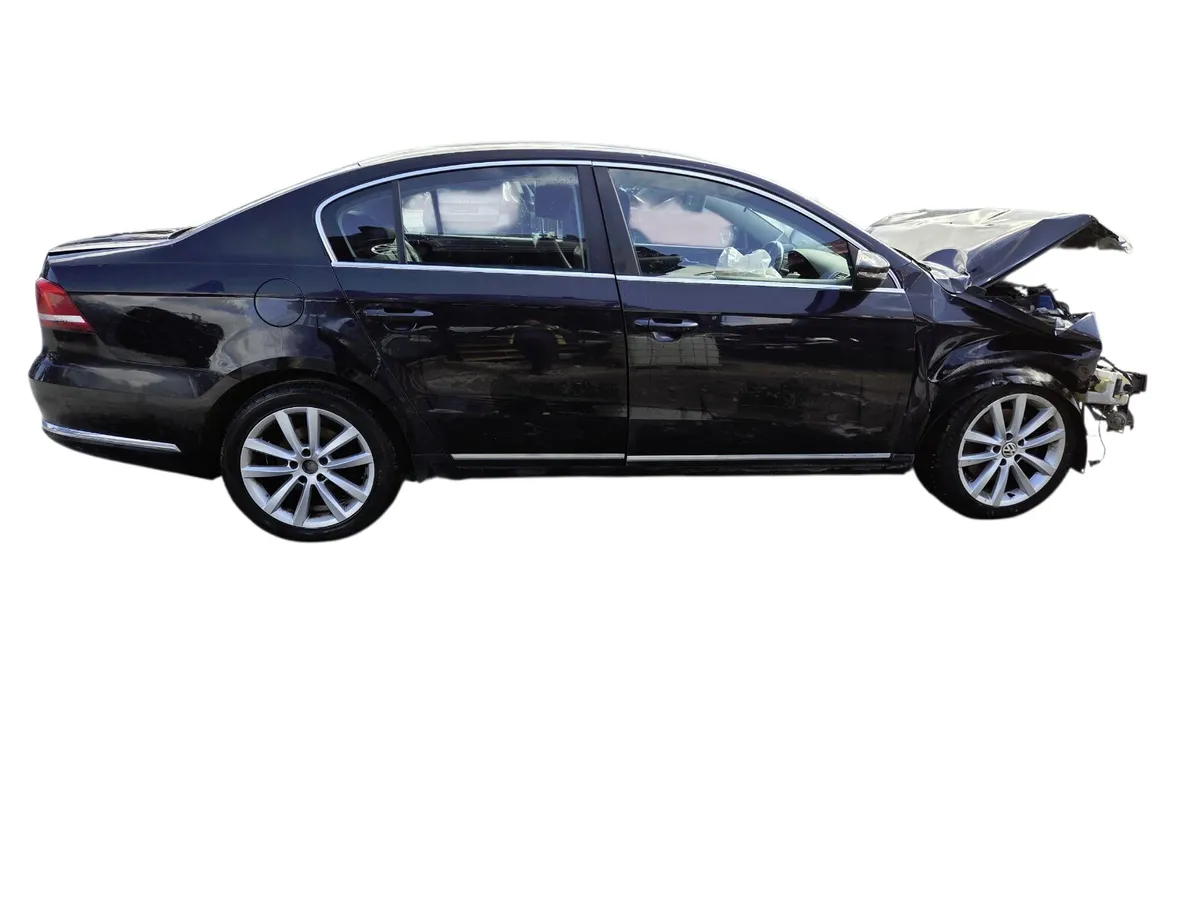 2014 VOLKSWAGEN PASSAT For Breaking/Dismantling - Image 1