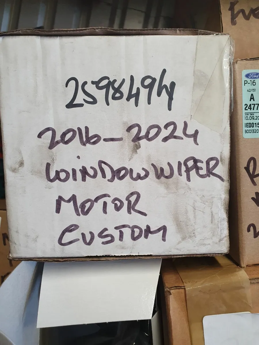 Ford new engine parts. - Image 4