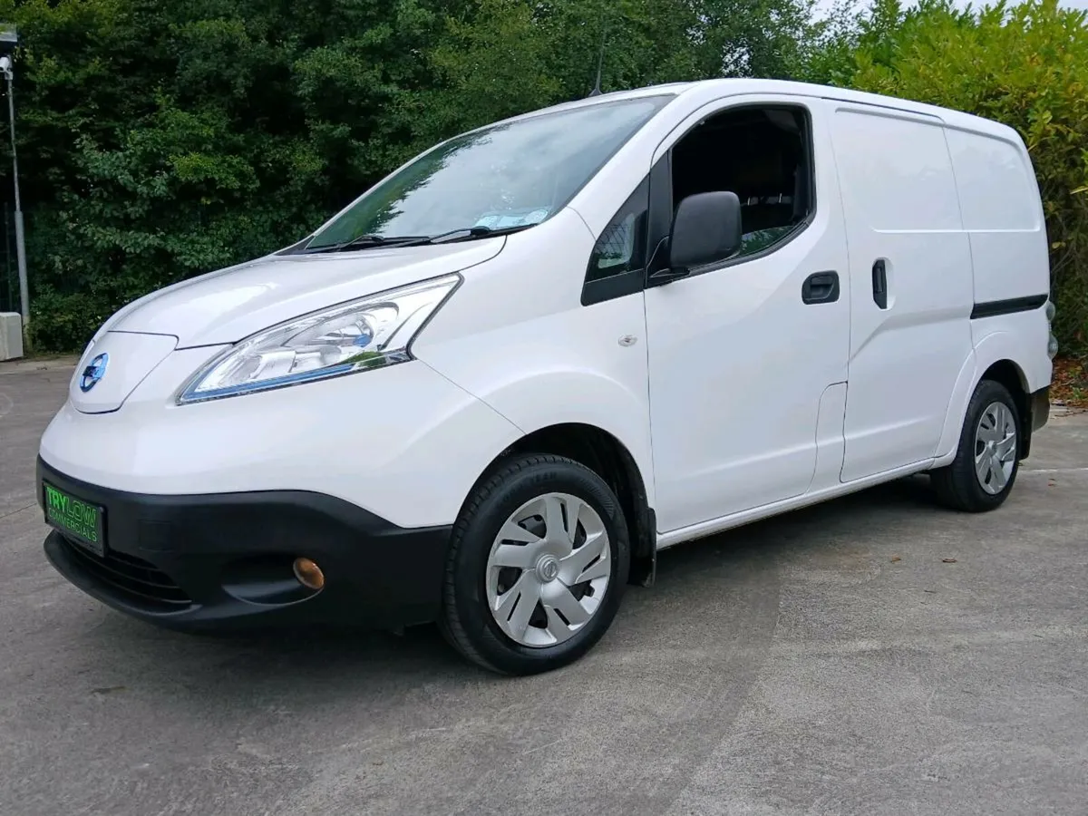 2020 & 2021 Nissan ENV 200 New Crvt 3/2027 Choice - Image 2