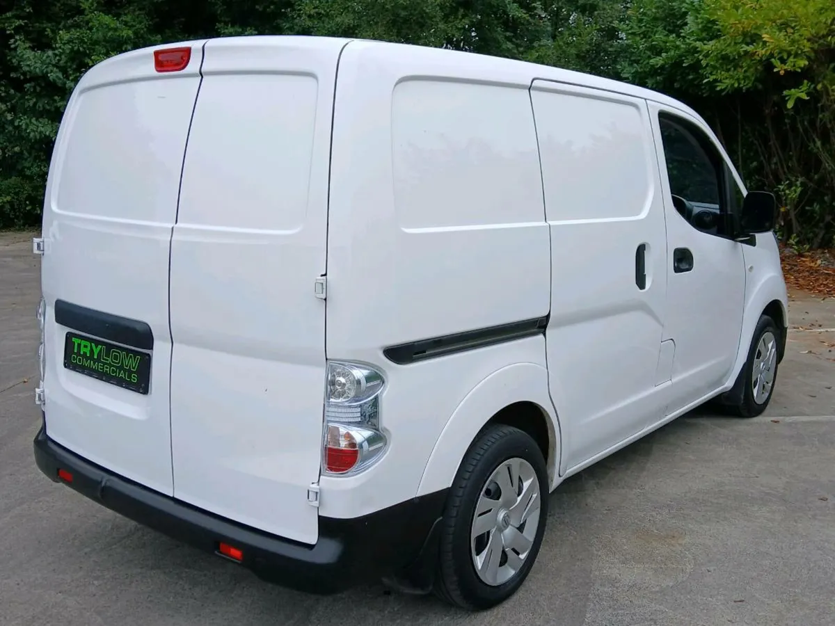 2020 & 2021 Nissan ENV 200 New Crvt 3/2027 Choice - Image 4